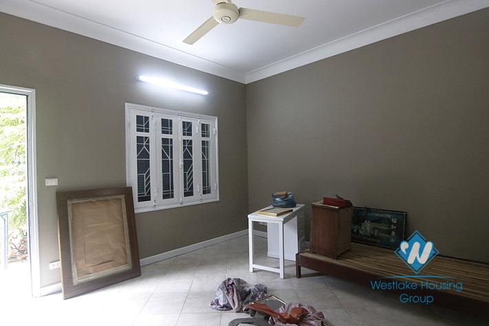 A newly-renovated house for rent in Long Bien district